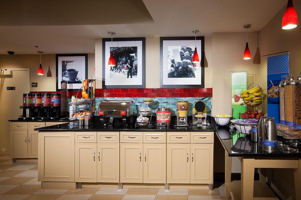 Hampton Inn Pennsville Esterno foto